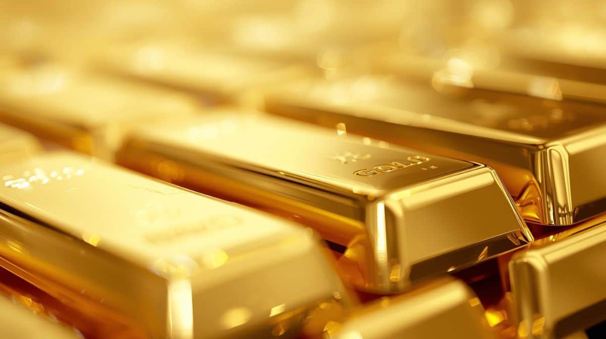Gold slipped 1.36% today to $4,977/oz; is now the right time to invest?