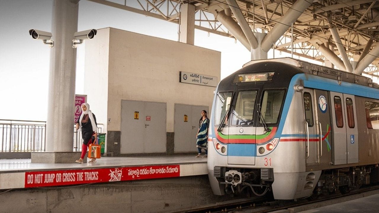 تأثير إضراب RTC: مترو حيدر أباد يكثف الخدمات؛ تشغيل 56 قطارًا خلال ساعات الذروة وغير ساعات الذروة