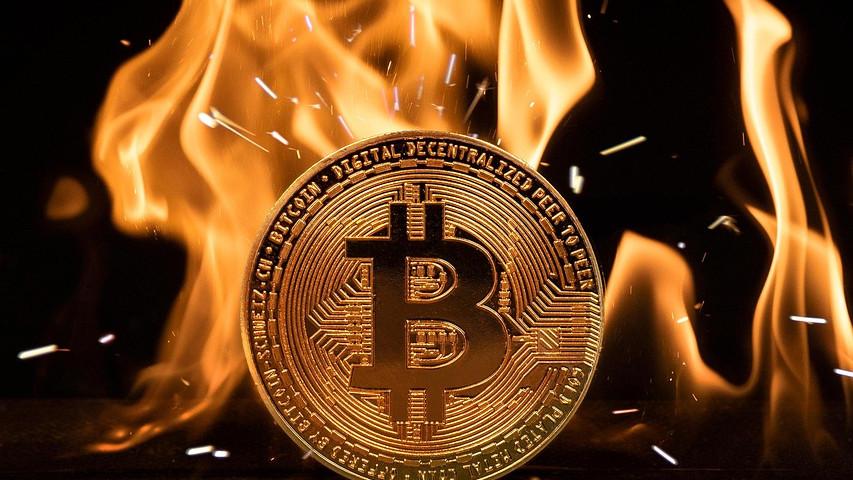 لماذا يمكن أن تنفجر فقاعة معتقدات البيتكوين أو تتفاقم؟