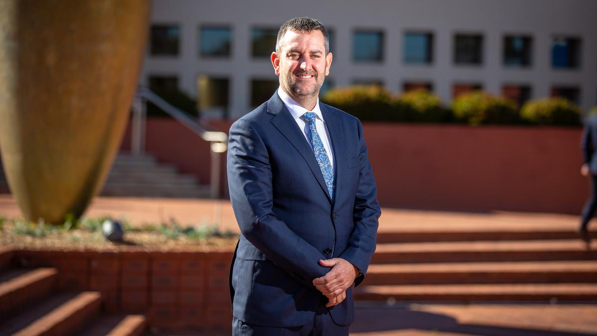 تمنح شركة Genesis Minerals عقدًا بقيمة 225 مليون دولار لبناء مصنع معالجة Tower Hill في ليونورا