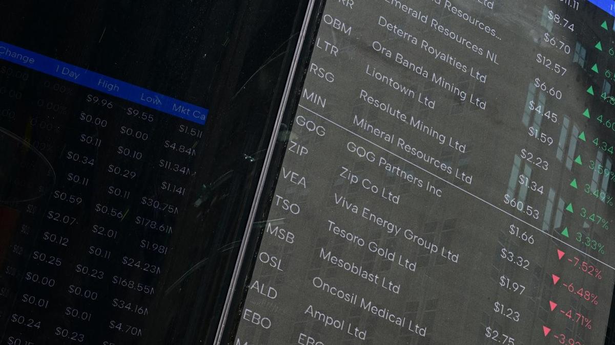 Aussie shares chop near record on mixed inflation sign