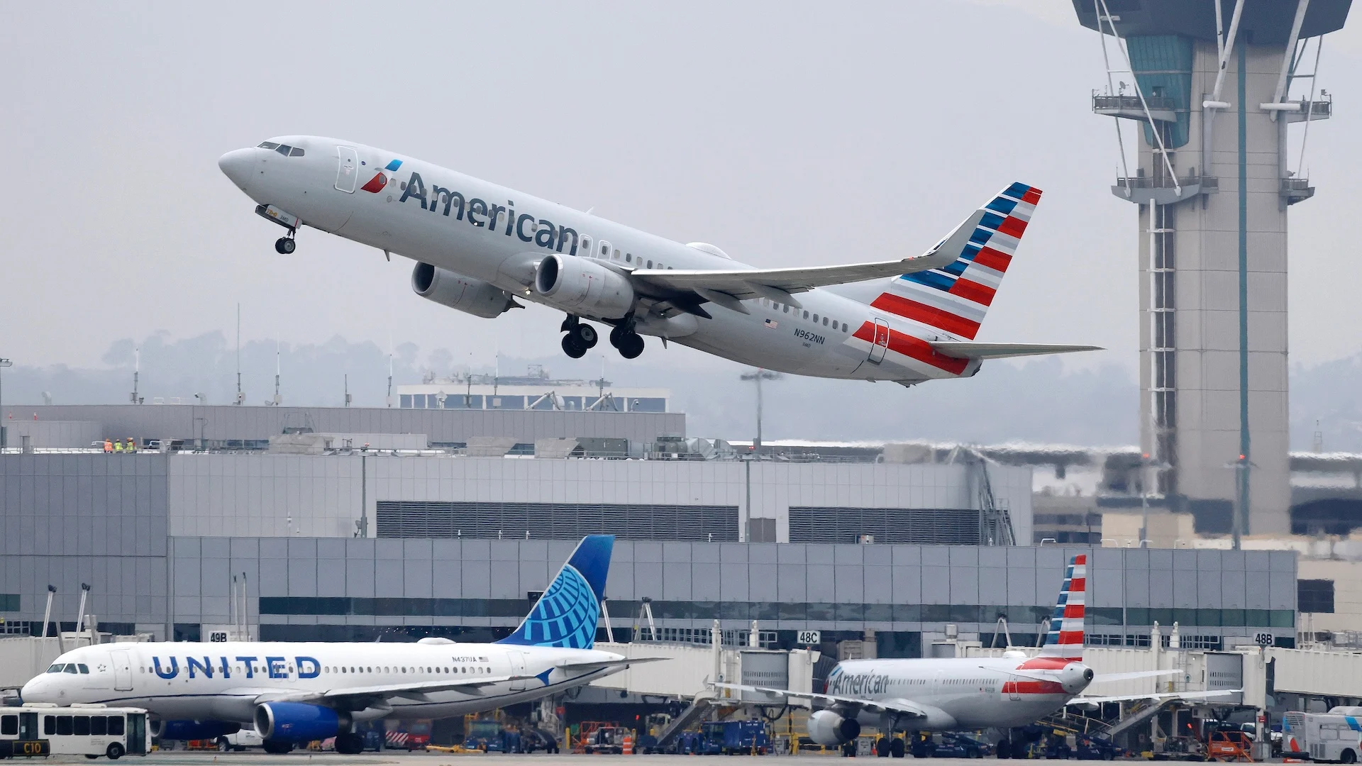 تأثير جانبي غير متوقع لأدوية GLP-1؟ تذاكر طيران أرخص