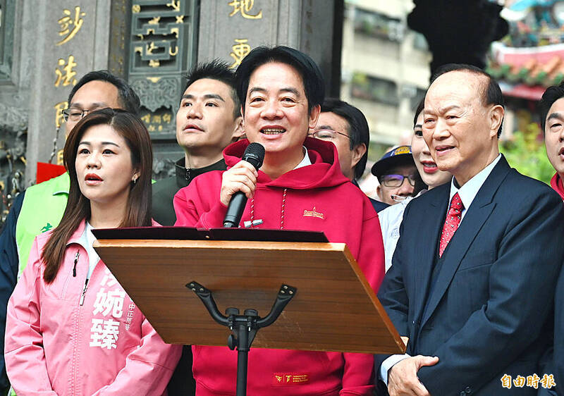 《تايمز تايبيه》 لاي يدعو المجلس التشريعي إلى تمرير ميزانيات الدفاع