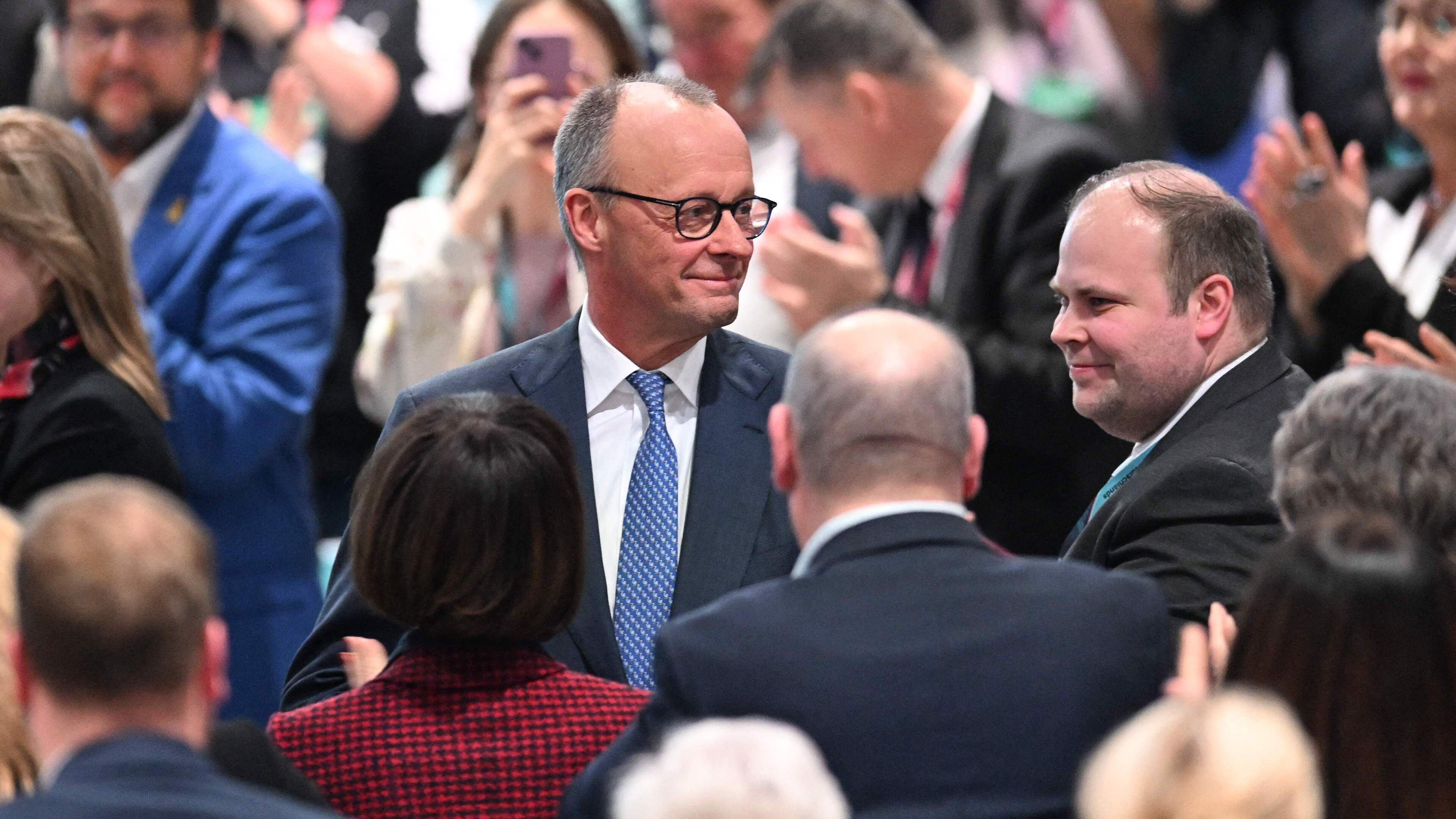 وسيكافح ميرز لتحدي الجاذبية الاقتصادية في أول رحلة للصين