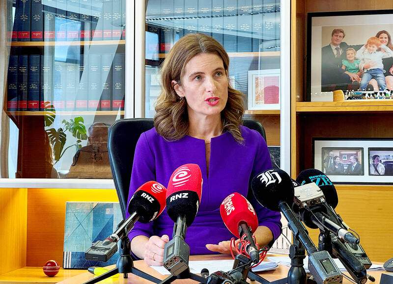 New Zealand plans to slash 14% of public sector jobs