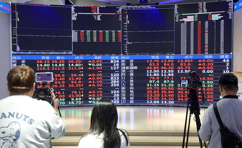تخطط TWSE لساعات تداول أطول وإصلاحات فردية