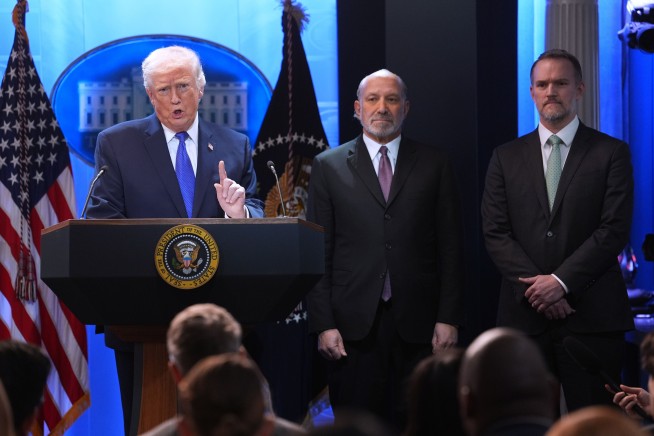 Commerce Secretary Lutnick to Testify on Past Ties to Epstein