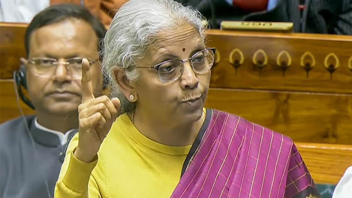 ميزانية 2026: أين يُنفق كل روبية ومن أين تأتي