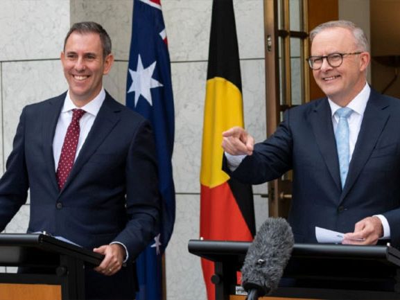 El auge del gasto en lujo expone las mentiras de la redacción sobre la economía