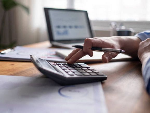 El FMI mantiene la previsión de crecimiento de Australia mientras persisten las preocupaciones sobre la inflación: Martín Iglesias sobre lo que las pymes necesitan saber