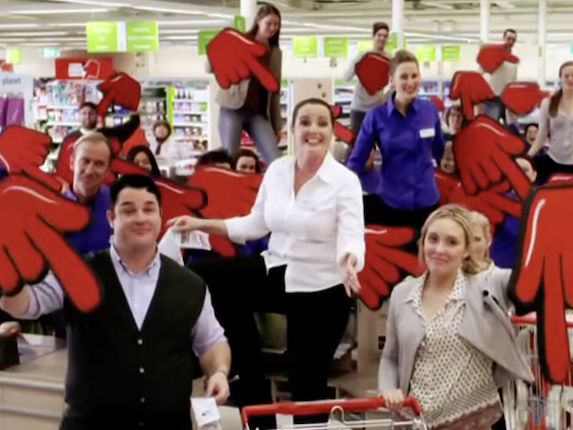 Coles y Westpac en una batalla contra la avaricia corporativa