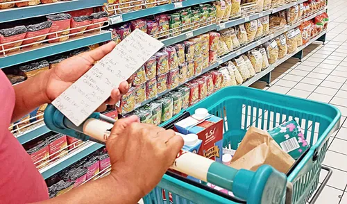 ارتفاع أسعار الوقود يعني زيادة الأسعار بالنسبة للمستهلكين عند درج الوقود