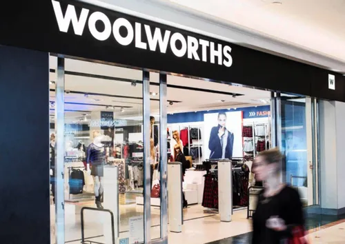 تعلن شركة Woolworths عن نتائج مالية متباينة وسط ضغط على هوامش الربح الإجمالي
