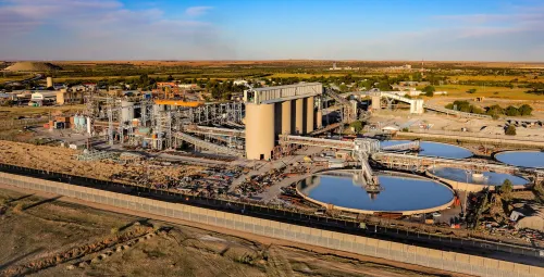 Los beneficios de Sibanye-Stillwater aumentan considerablemente en 2025 y reanuda el pago de dividendos