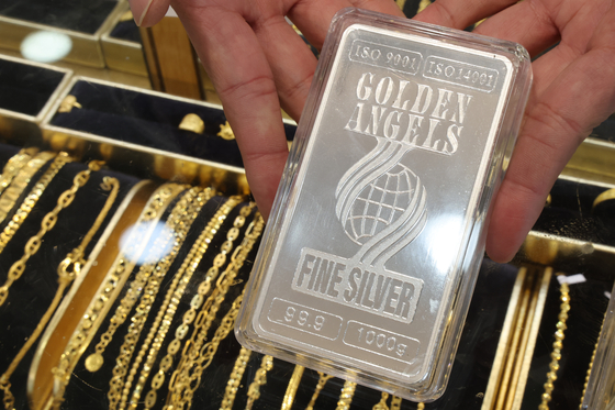 As China tightens silver exports, Korea emerges as crucial link in U.S. supply chain