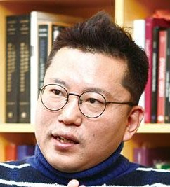 عصر الذكاء الاصطناعي الحرفي المادي