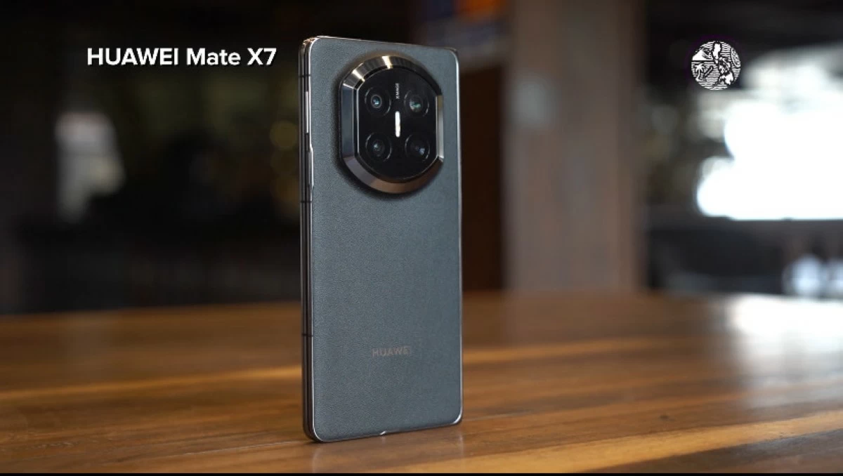 The Huawei Mate X7 means serious business