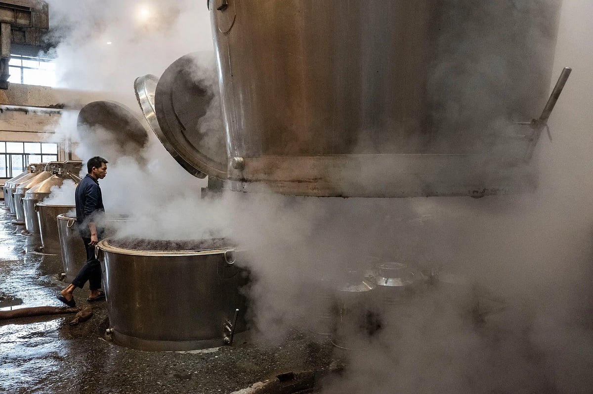 المشروب الوطني: لقد انتهت الأوقات الطيبة في عاصمة المشروبات الكحولية في الصين