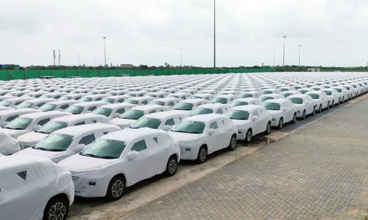 تجارة التجزئة للسيارات على بوابة صغيرة قوية في تينيسي، بودوتشيري