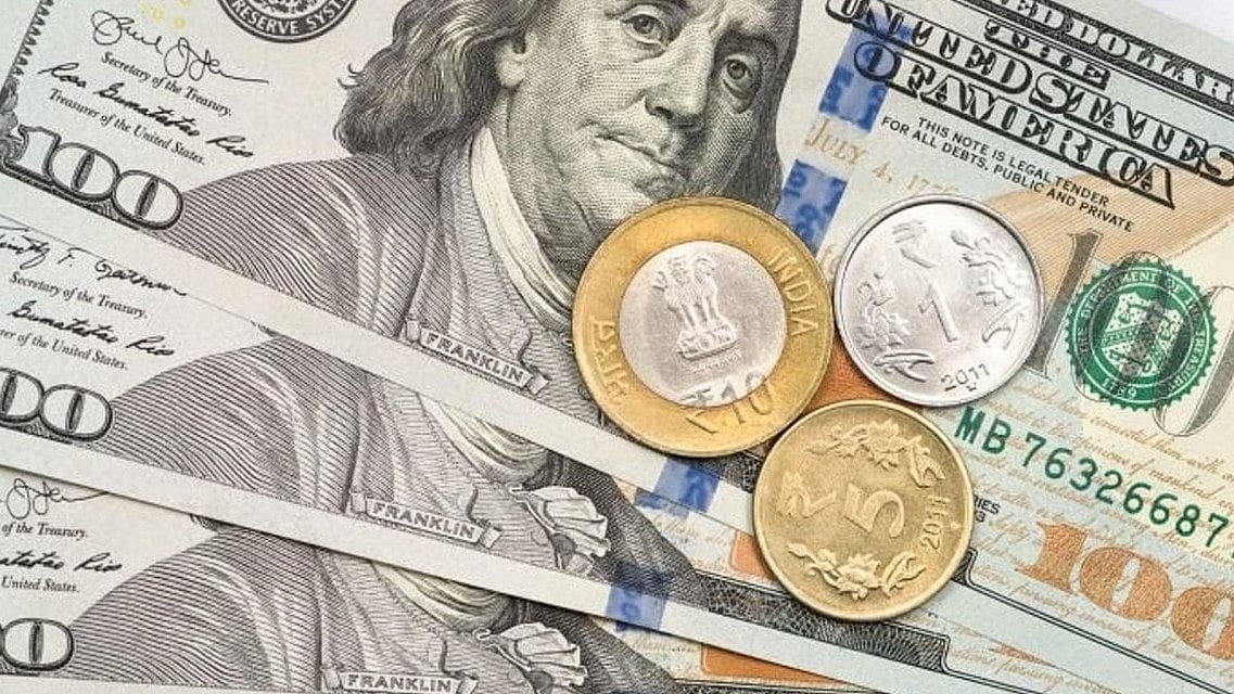 La rupia sube 77 paise a 95,08 frente al dólar estadounidense a medida que el petróleo crudo cae ante la señal de Trump de un acuerdo inminente con Irán