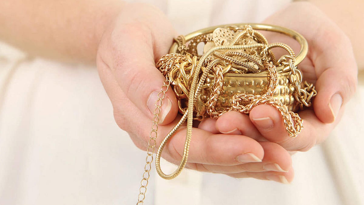 What Should You Know Before Calculating Your Gold Loan EMI Online?