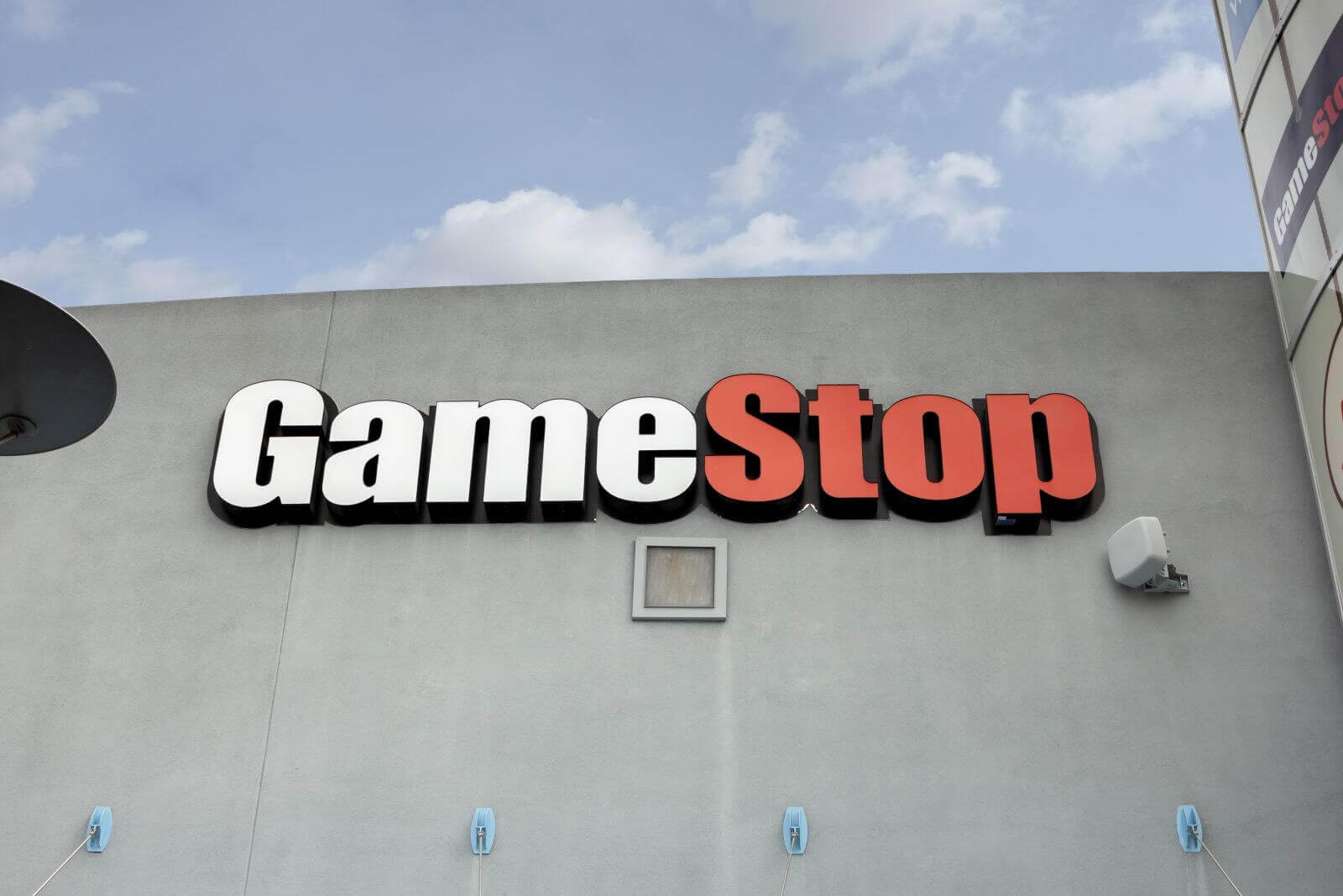 Bullish Price Surprise: GameStop’s Ryan Cohen Is No Warren Buffett