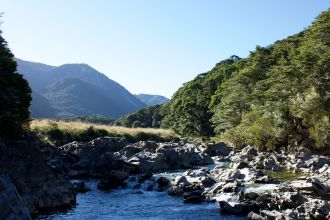 El proyecto de perforación de Sams Creek reafirma las perspectivas de oro de Golden Bay