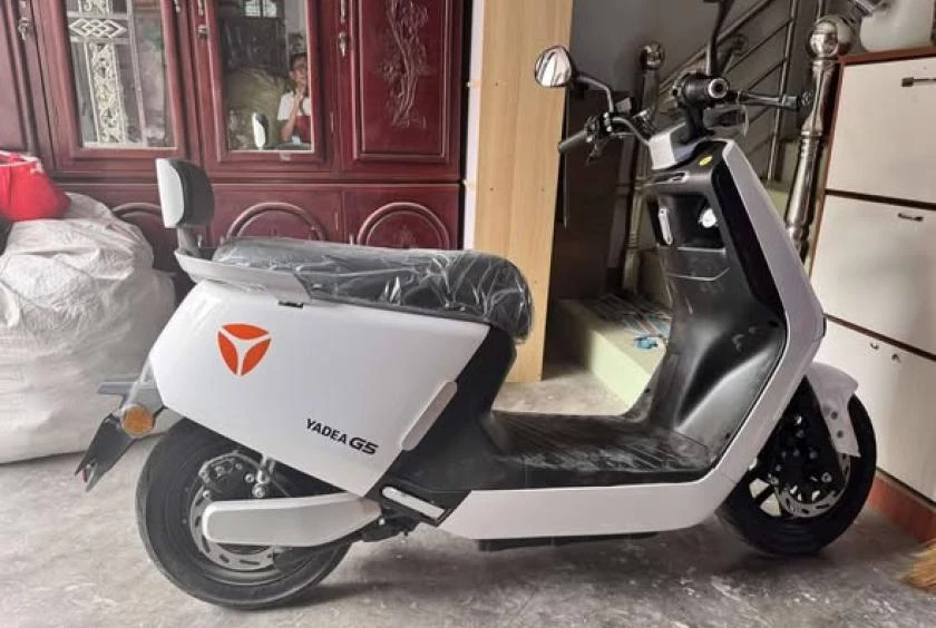 Aumento de las ventas de motocicletas eléctricas en Mandalay en medio de la escasez de combustible y algunas tiendas se quedan sin existencias