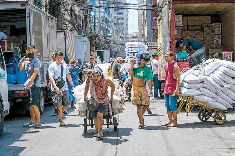 BMI señala riesgos políticos elevados en Filipinas