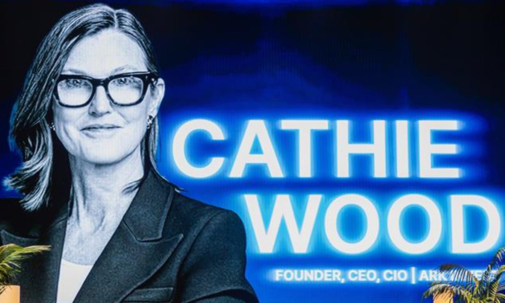 ARK من Cathie Wood تشتري Coinbase وCircle بينما تقوم بتقليص آرتشر وBaidu