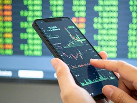 تقرير: 67% من الأفراد ذوي الثروات العالية والأفراد ذوي الثروات العالية جدًا متفائلون بقوة بشأن آفاق النمو في الهند على الرغم من التحديات العالمية.