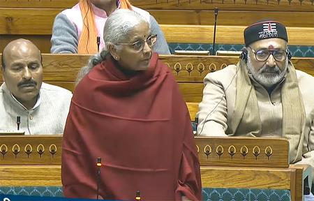 المسح الاقتصادي يتوقع نمو الناتج المحلي الإجمالي للهند بنسبة تتراوح بين 6.8 و 7.2 بالمئة للسنة المالية 2027