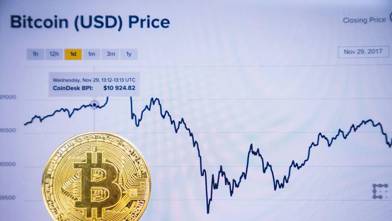 Bitcoin To $0? This Cypherpunk Has A Standing Bid To Buy It All At 2 Cents