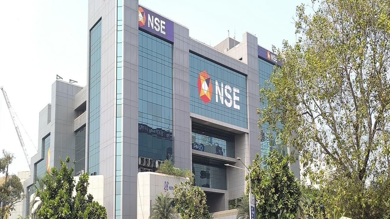 Indian Markets Consolidate Nifty, Sensex Open With Modest Gains