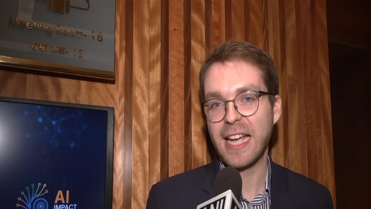 India es un lugar increíble para desarrollar la IA, dice un experto alemán en una cumbre