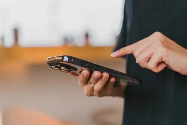 Por qué los expertos en privacidad dicen que no deberías usar tu número de teléfono real en las aplicaciones