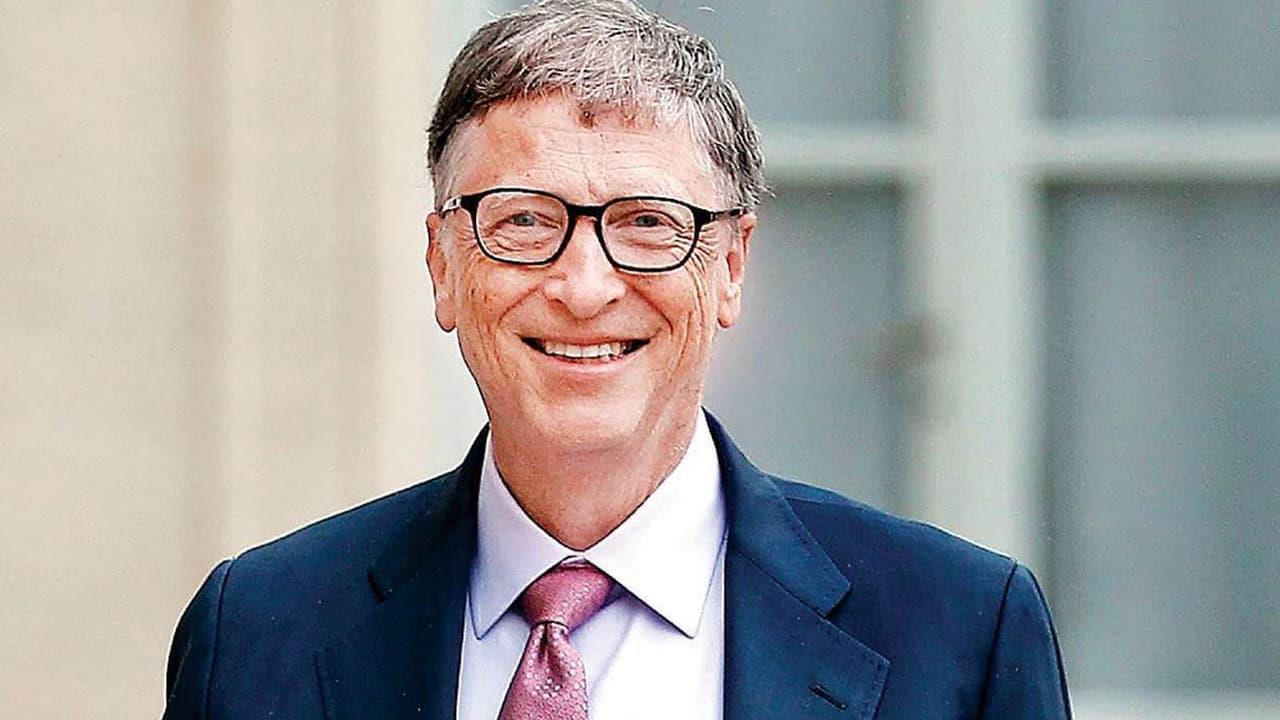 بيل جيتس يتخطى الكلمة الرئيسية لقمة AI Impact وسط جدل حول ملفات إبستين