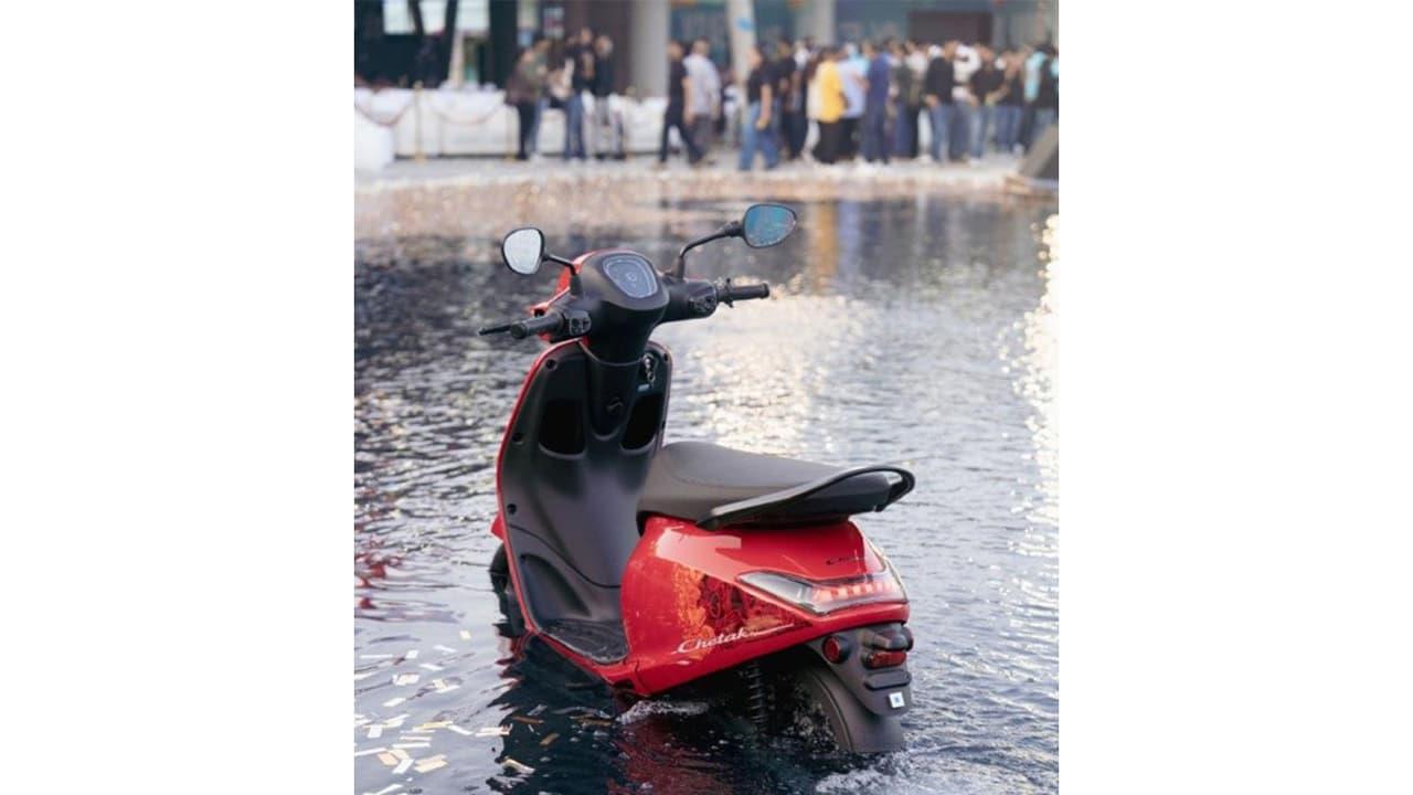 Revisión de Bajaj Chetak C25: un vehículo eléctrico sólido y confiable para las ciudades indias