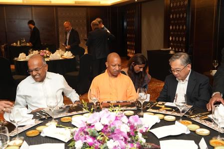 Yogi Adityanath Meets Singapore Deputy PM, Host Of Mous Inked For Investments In UP