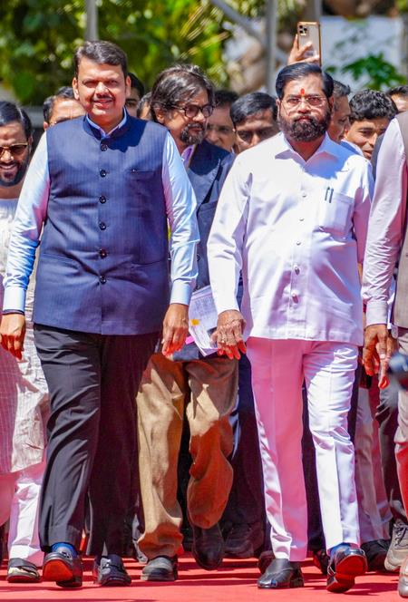 اقتصاد مها سينمو بنسبة 7.9% في 2025-2026، والدين العام سيصل إلى 9.32 ألف كرور روبية