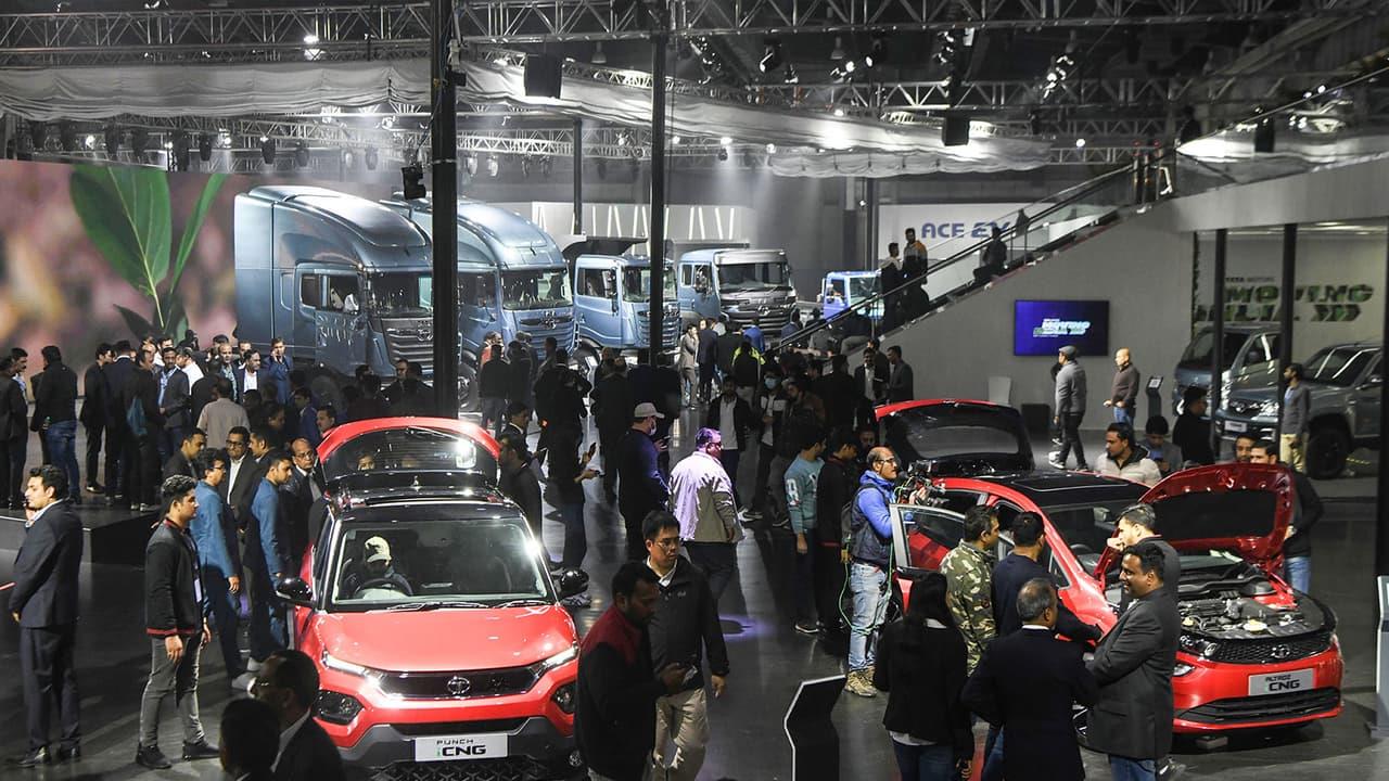 Auto Sector Faces Headwinds From Rising Costs, Slowing Demand: HSBC