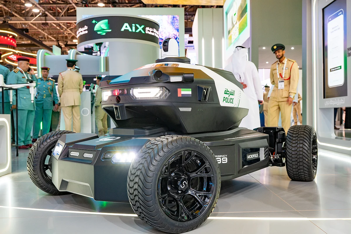 De la estación Naif Fort a las patrullas robóticas: cómo evolucionó la policía de Dubai a medida que crecía la ciudad
