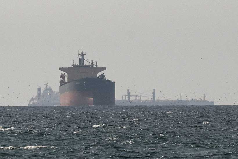 حرب غير مبررة وضغط اقتصادي عالمي