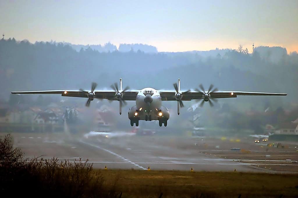 Antonov An-22: el turbohélice más grande del mundo que sonaba como una sierra circular