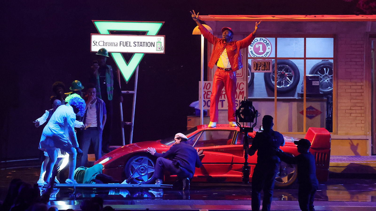 شاهد عرض تايلر ذا كريتور السينمائي المذهل في حفل توزيع جوائز جرامي.