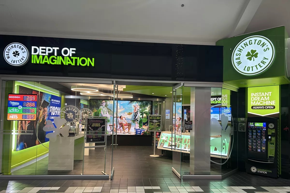 حظ وفير من اليانصيب: كيف فازت امرأة من سبوكان بمبلغ 300 ألف دولار بعد فوزها باليانصيب مرتين في غضون أربعة أشهر