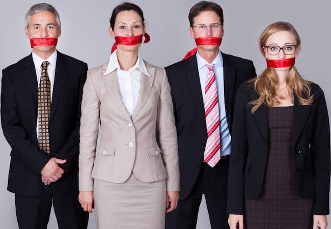 قد يكون عدم تحدث أحد عن مركز بيانات علامة على قرب إنشائه.