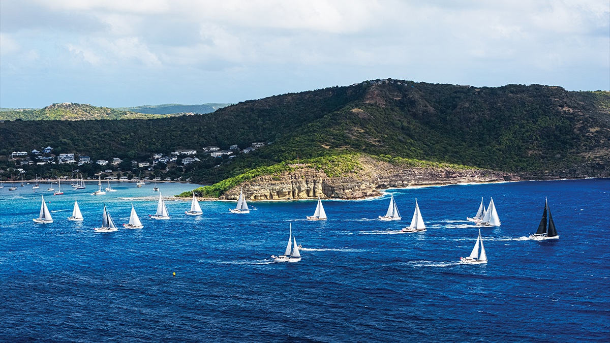 Cómo una armada de yates Oyster navega 27.000 millas alrededor del mundo, juntos