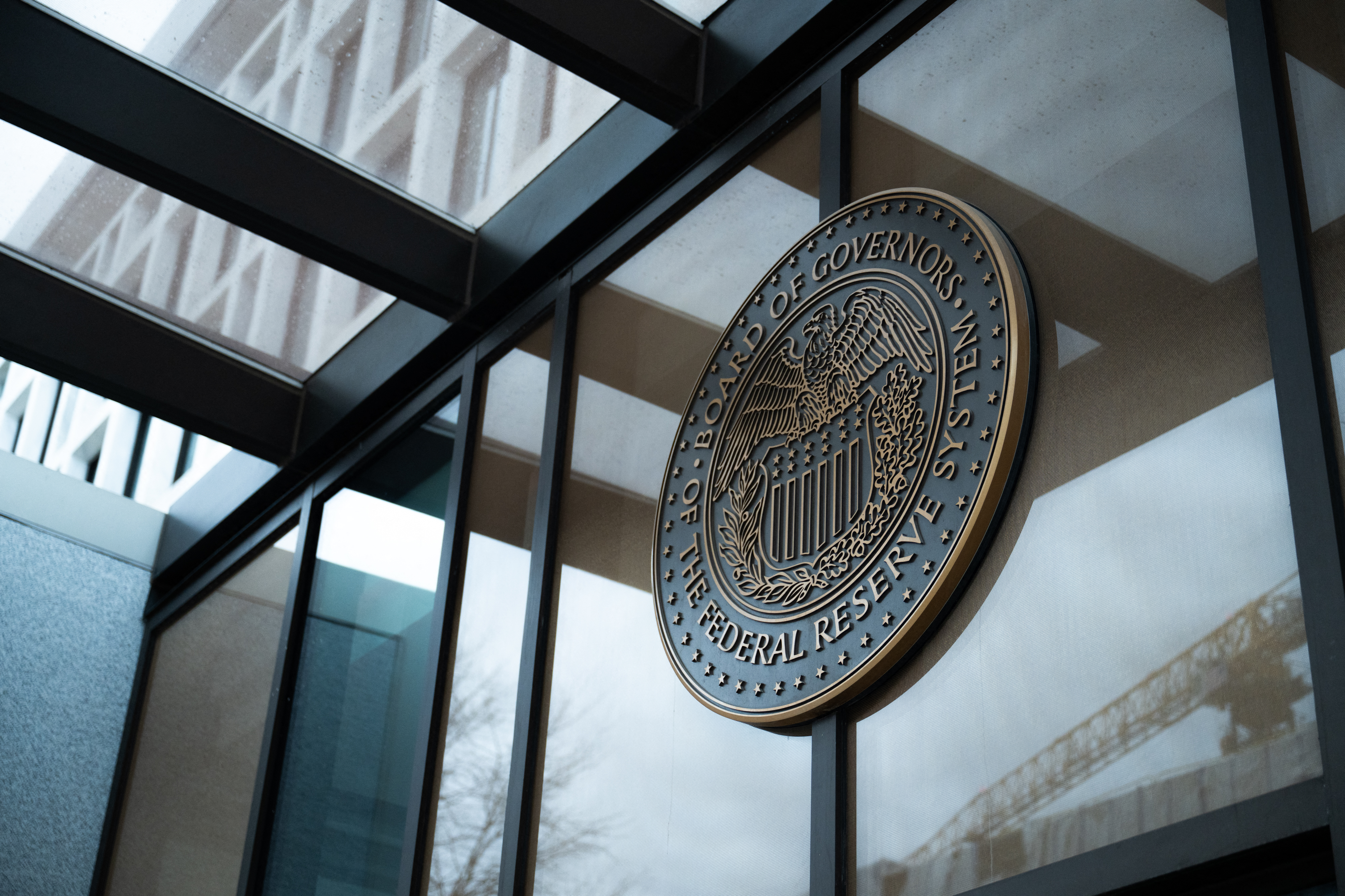 Mercado de valores hoy: Dow Jones se hunde 750 puntos, S&P 500 y Nasdaq caen después de la decisión de la Fed mientras Powell promociona sus preocupaciones sobre la inflación