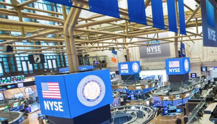 US markets tumble as Dow Jones down by 821 pts amid tariff uncertainty and Iran tensions